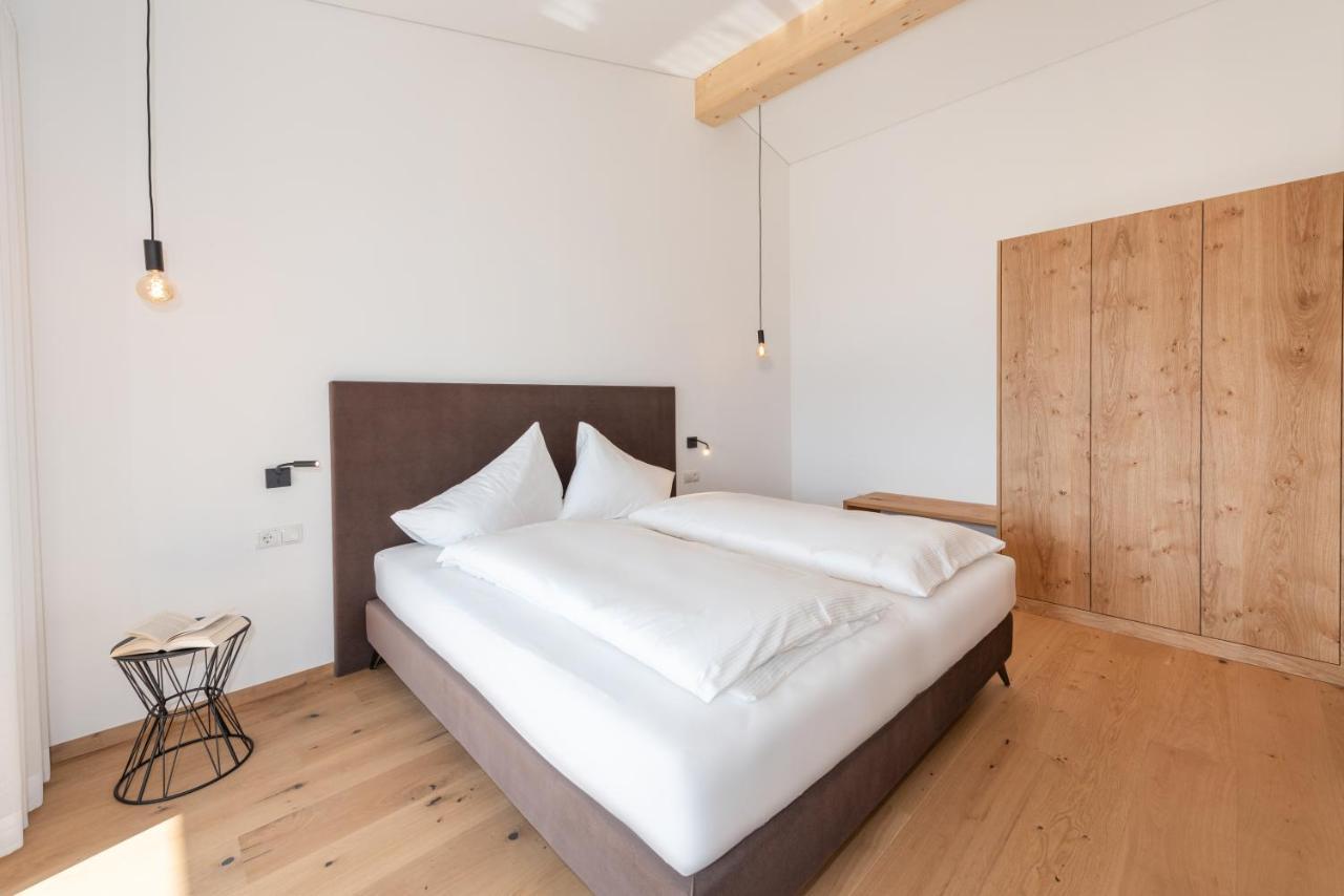 Villa Montis Exclusive Holiday Apartments In Eppan With Spectacular Views Of Dolomites And Bolzano Area Appiano Sulla Strada Del Vino Exterior photo